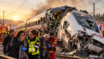 En Espagne, des passagers et des témoins décrivent des scènes de chaos après la collision mortelle entre deux trains