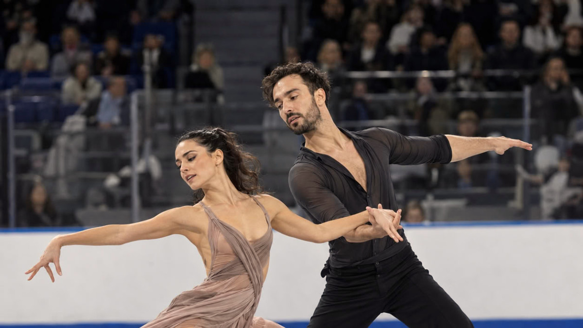 Laurence Fournier Beaudry et Guillaume Cizeron : pour leur reprise, une danse libre qui survole le Grand Prix de France