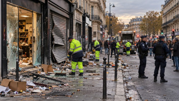 Après la manifestation du 17 octobre, des magasins pillés et de nouveaux heurts à Paris, Lyon et Marseille