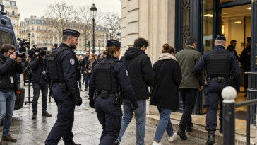 À Paris, 142 personnes ont été interpellées et 120 placées en garde à vue, selon la préfecture de police