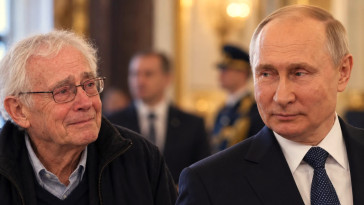 Vladimir Poutine annonce la libération de l'Américain Stephen Hubbard, Donald Trump évoque une absence de " contrepartie "